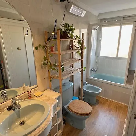 Apartment Charming With Mountain Views Malaga