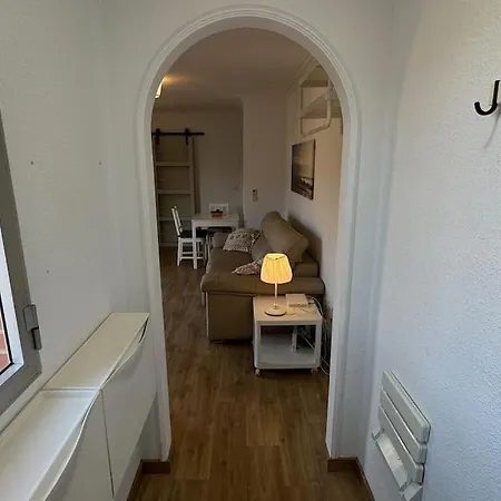Charming With Mountain Views Malaga